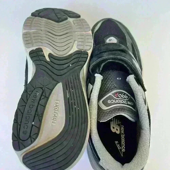 New Balance 990v6 Hook & Loop suede sneakers - Picture 5 of 6